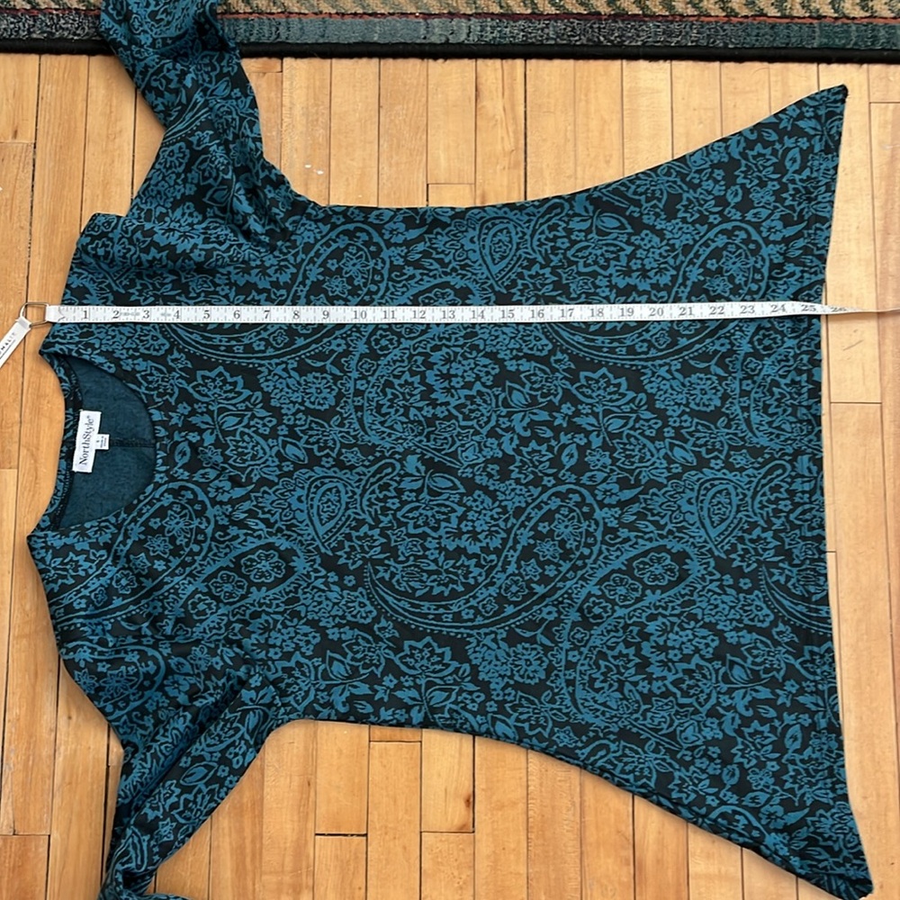 NorthStyle Top - Picture 10 of 12